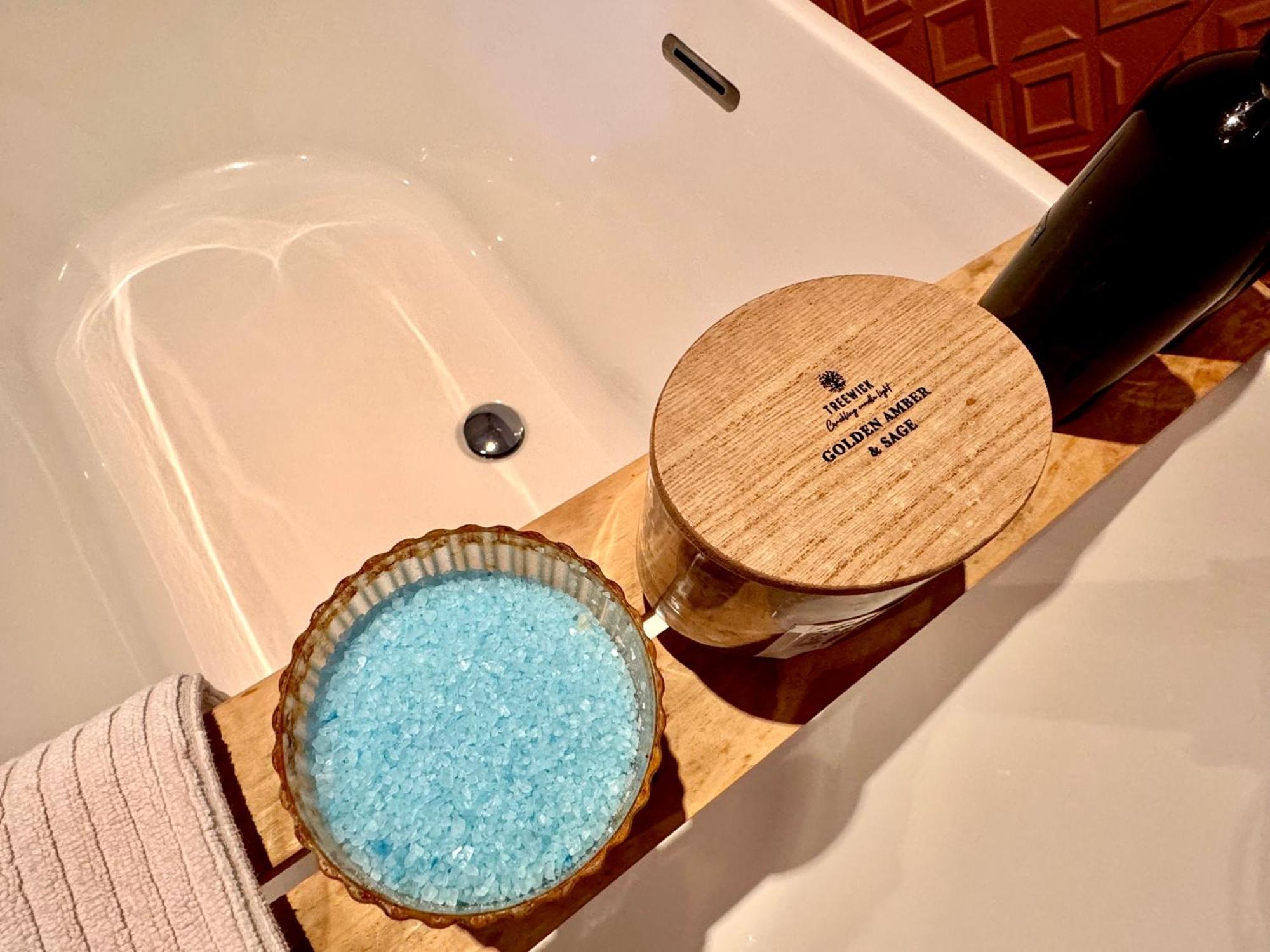 Coquillages Et Crustaces, Netflix Baignoire Ilot Chez Ivona Appartement Gujan-Mestras